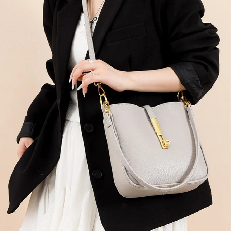 2025 new genuine leather Women's Crossbody Bag High Quality Handbag Fashion Underarm Bag French Versatile Shoulder Bag