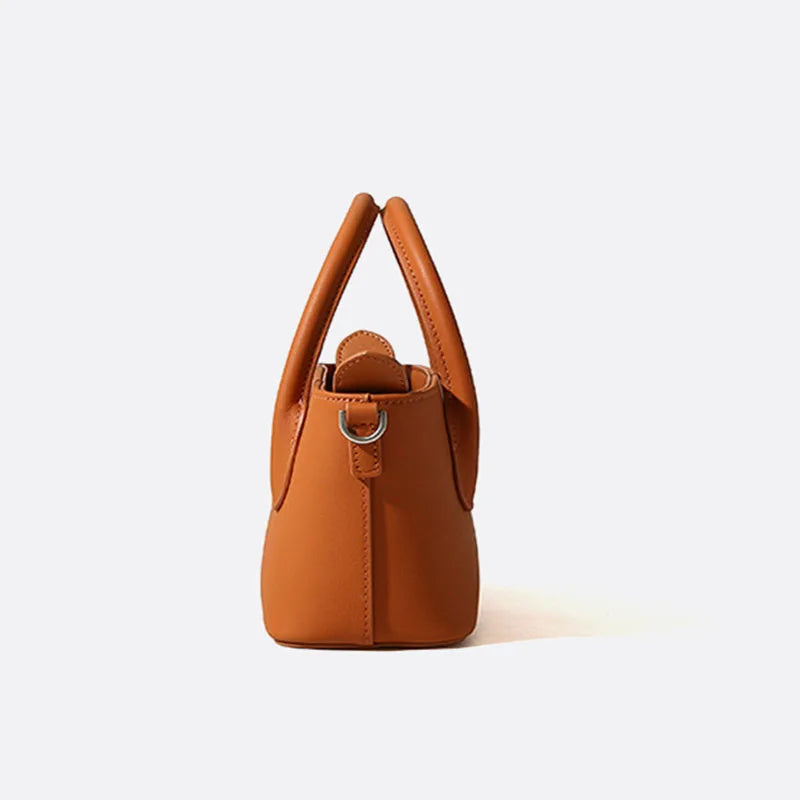 Retro Fashion Women's New Solid Color Shoulder Bag leather Material Versatile Commuter Women's Handbag