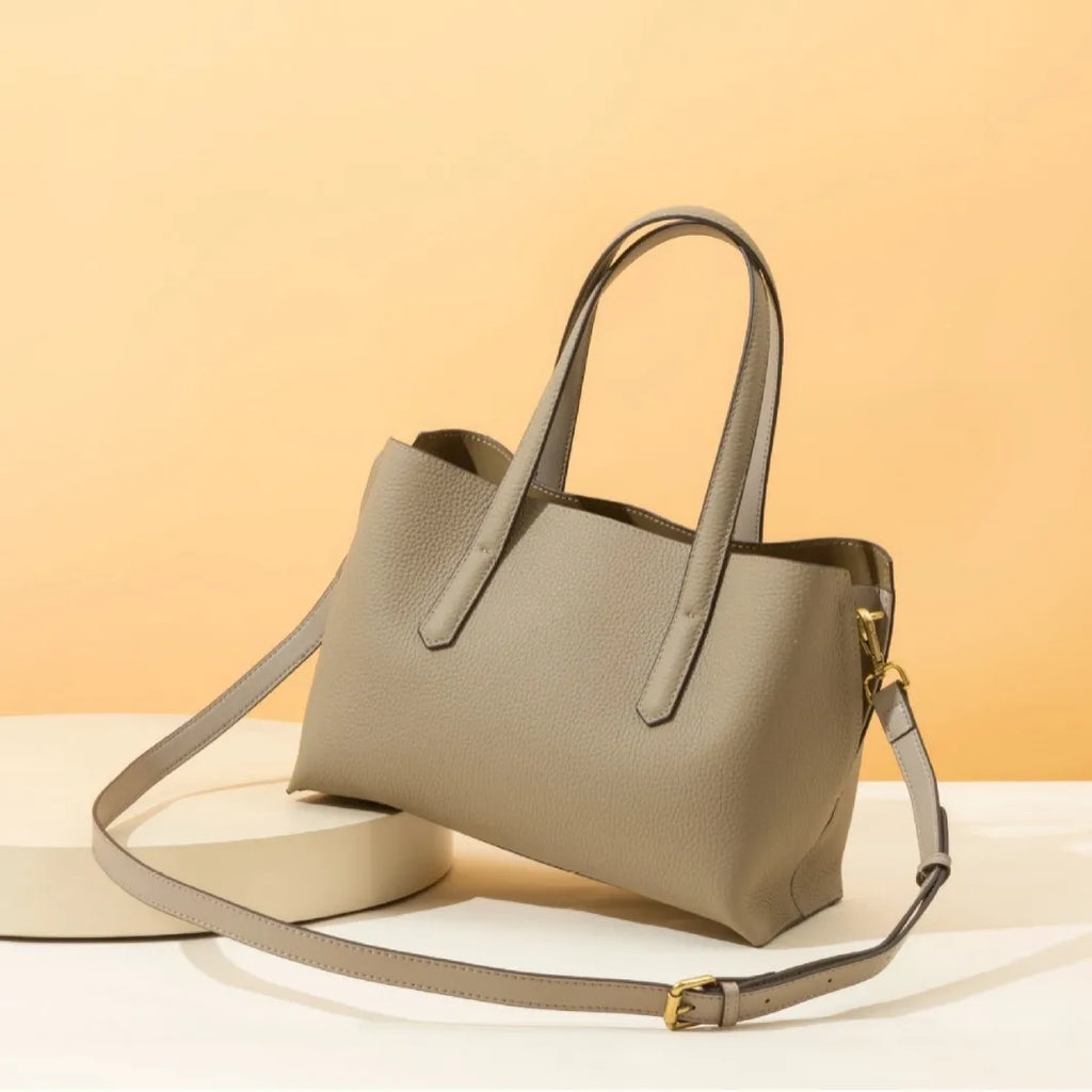 Genuine Leather Women's shoulder bag retro Ladies' handbag Crossbody Bag Fashion cowhide tote bag for Commuting